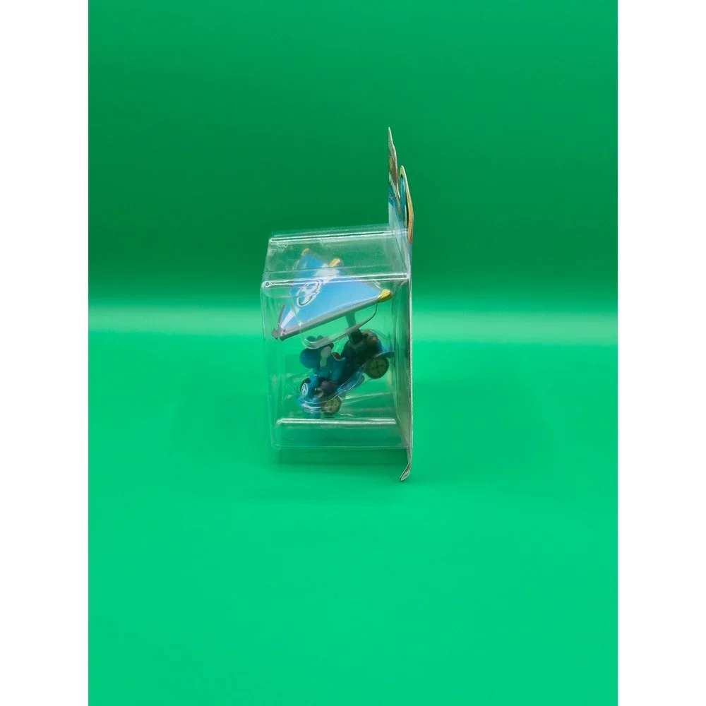 Hotwheels Mario Kart Light Blue Yoshi Glider Car